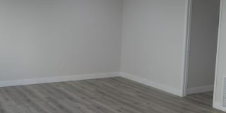10836 CAMARILLO St Gallery 13