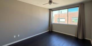 Luxury Townhome Centrally Located in Silverlake! Gallery 12