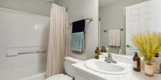 Sedona at Lone Mountain Apartments Gallery 4
