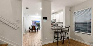 525 NE 6th Pl Gallery 9