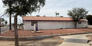 2101 W BETHANY HOME Road Gallery 1