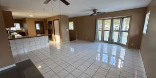 Ocean and Mountain View 3 bed + office, 2 bath 2 car garage Gallery 4