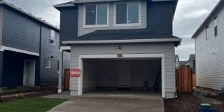 4-bedroom 2.5-Bathroom. Never been lived in!! Gallery 1