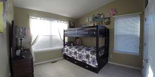 Room in 4 Bedroom Home at Haywards Heath Ln Gallery 5