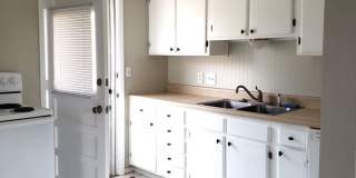 Beautiful 4 Bedroom 2 Bathroom Home Gallery 6