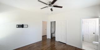 1214 Sutton Gallery 29