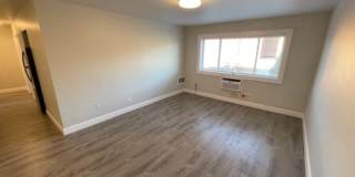 517 S. Milwaukee Avenue - 517-09 Gallery 1