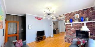 137 Oakland Street Gallery 7