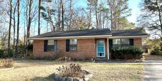 Charming 3 bedroom, 2 bathroom one level home in Murrayville! Gallery 1