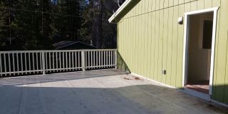 2 Bedroom duplex with one car garage Gallery 1