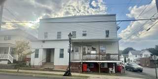 571 washington Avenue Gallery 1