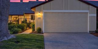Peaceful Walnut Creek Townhome | 3 Bedrooms, Detached Garage & Community Pool! Peaceful Walnut Creek Townhome | 3 Bedrooms, Detached Garage & Community Pool! Gallery 1