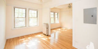 5115 North Winchester Avenue Gallery 1