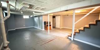3 Bedroom Home With A  Basement And Large Back Yard Gallery 18