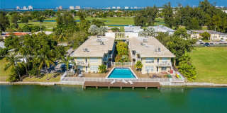 350 S Shore Dr Gallery 1