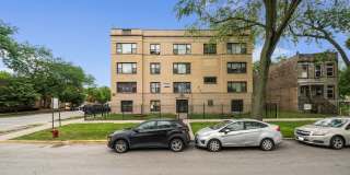7003 S Harper Gallery 8