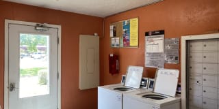 Hunters Point Apartments Gallery 32