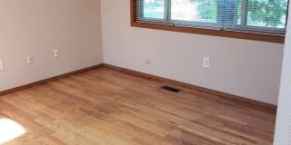 3895 Birchwood Gallery 14