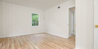 Beautifully Renovated 3-Bedroom Home with Garage & Spacious Yard in Mobile Gallery 14