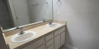 Cambridge at Oakleaf Townhome (3 bedrooms/2.5 baths) Gallery 15