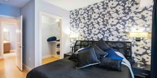 The Harper at Harmon Meadow Apartments Gallery 8