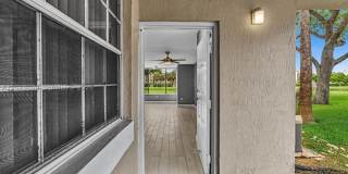 2851 N Oakland Forest Dr Gallery 24
