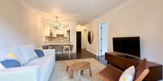 2111 WISCONSIN Avenue NW Gallery 12