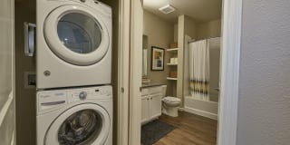 Elements at Prairie Center Gallery 18