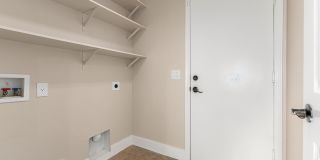 10625 E Knowles Avenue Gallery 33