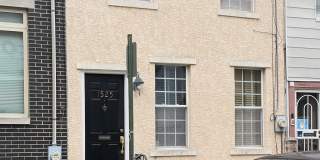 1525 Montrose Gallery 1