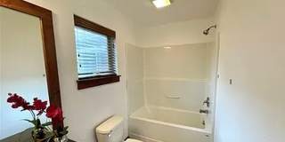 Beautiful 3 bedroom 2 1/2 bath townhouse in 4 Corners! Fenced backyard! Beautiful 3 bedroom 2 1/2 bath townhouse in 4 Corners! Fenced backyard! Gallery 16