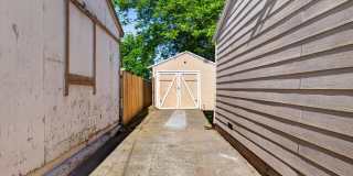 3307 Belden Street Gallery 26