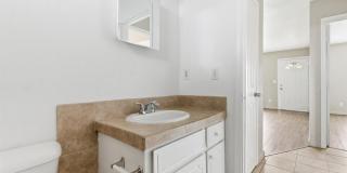 616 S Irwin Street Gallery 21