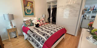 87 Oxford Avenue Gallery 17