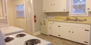 Updated 2 Bedroom Ranch in Graham Heights Gallery 7