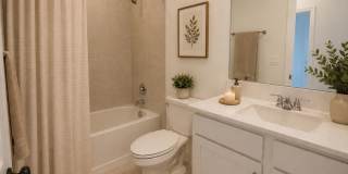 206 SE Woodbark Street Gallery 13