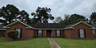 106 Augusta Court - A Gallery 1