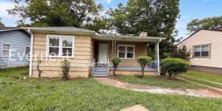1412 Woodward Road Gallery 1