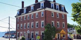 27 Water St Gallery 1
