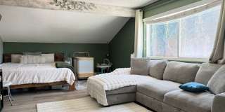 Move in Ready 3bed/3bath, beautiful backyard Gallery 16