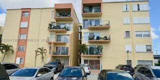 1975 W 44th Pl Gallery 1