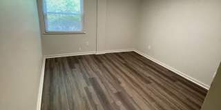 3 bd 1.5 ba Condo Gallery 5