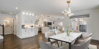 1308 S Plymouth Court Gallery 9