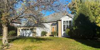 Spacious LAKEFRONT Home with Primary Suite, Fireplace, Huge Family Room, Home Theater & More! Spacious LAKEFRONT Home with Primary Suite, Fireplace, Huge Family Room, Home Theater & More! Gallery 1