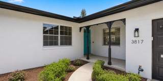 Remodeled SODO Home Available Now Gallery 24