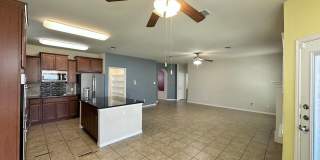 Viewable Now!  Small Pets Accepted! Gallery 11