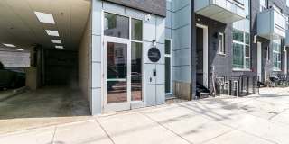 Luxury Northern Liberties Condo Gallery 24