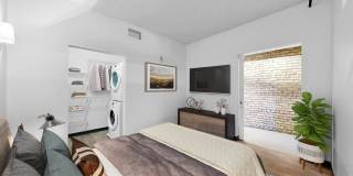 700 Central Gallery 25