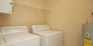 Hamptons on High – 4 Bedroom / 4 Bathroom Student Townhome Near FSU & TSC! Gallery 62