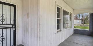 Freshly Renovated 4 Bedroom Home Gallery 5